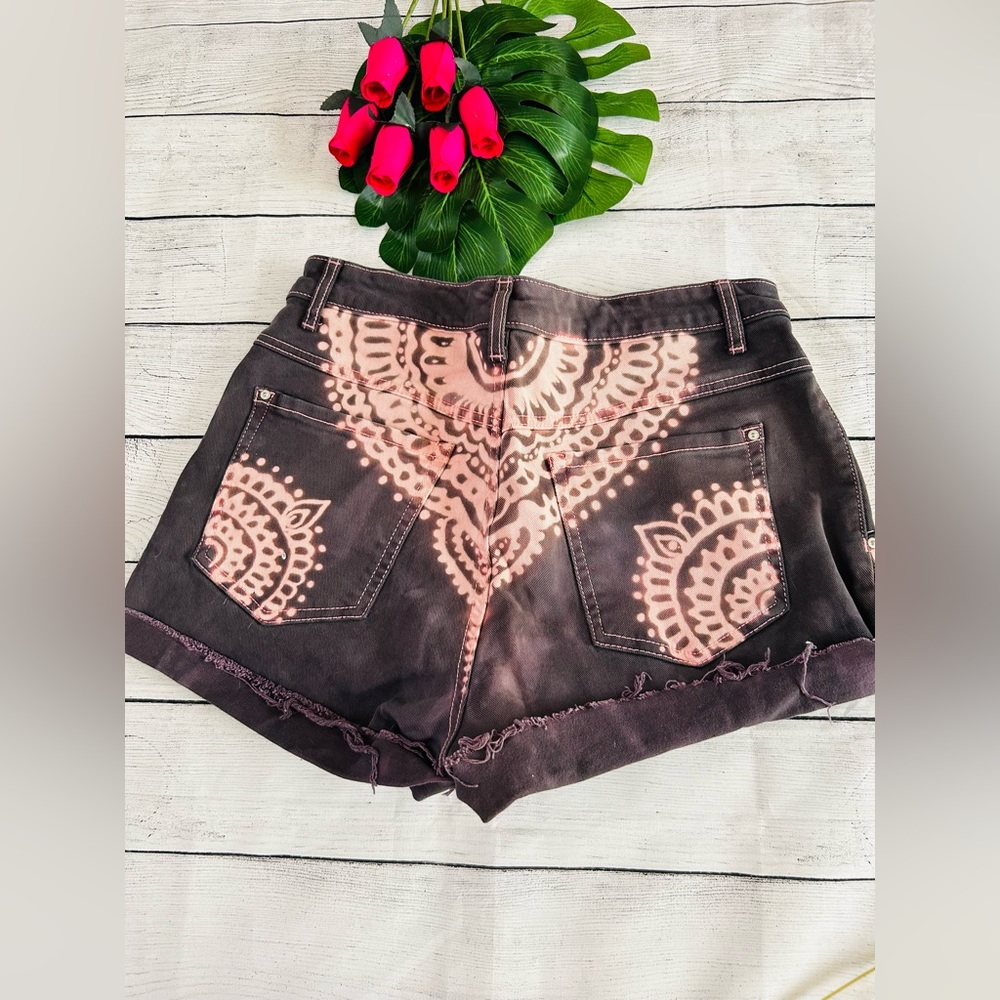 INC Women’s Grey Pink Upcycled Bleached Tie Dye Pleated Cut Off Denim Shorts 6